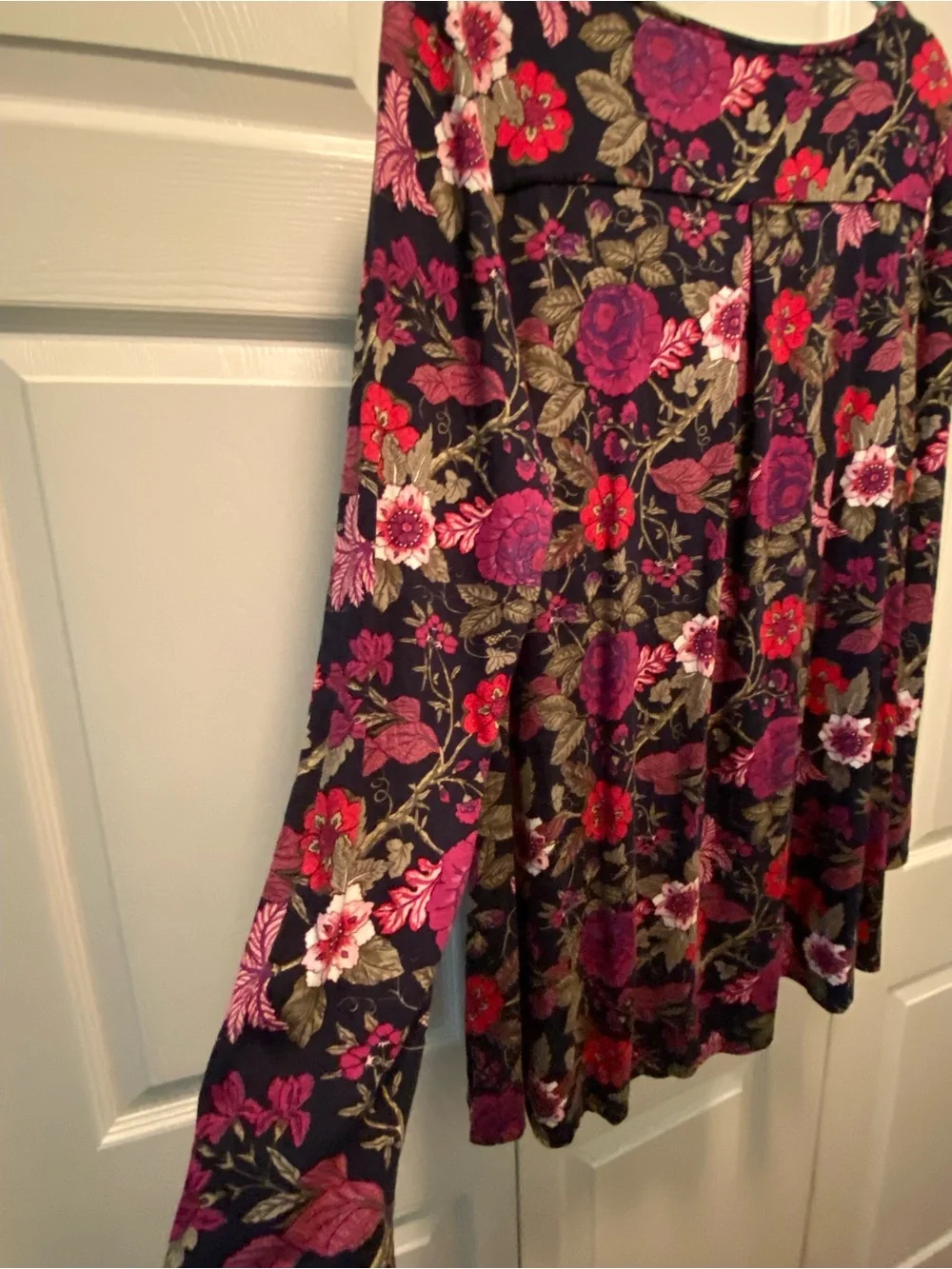 Khakis & Company Navy,Pink,Purple Floral Top ¾ Sleeves- Size Large New With Tags
